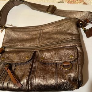 Vintage Fossil 8 pocket bronze leather purse.